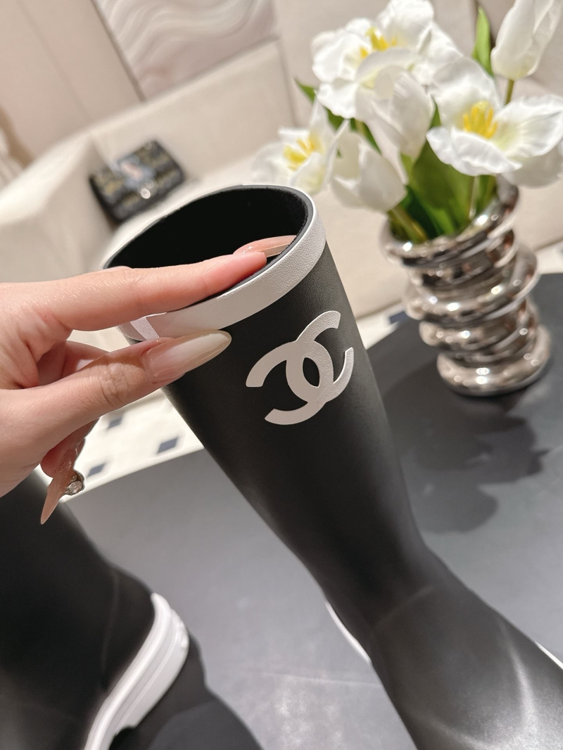 Ch**el boots